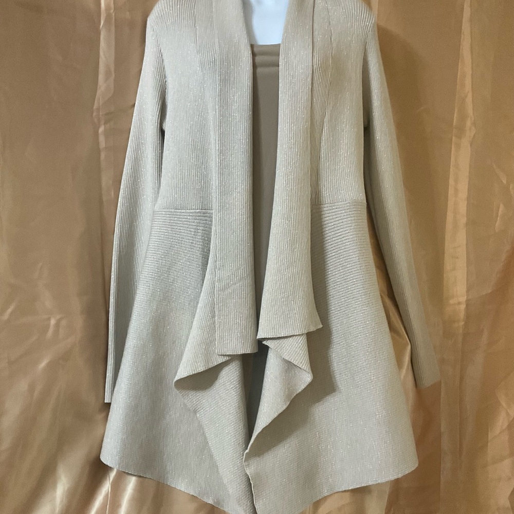 T Tahari Women's Cream Drape Cardigan